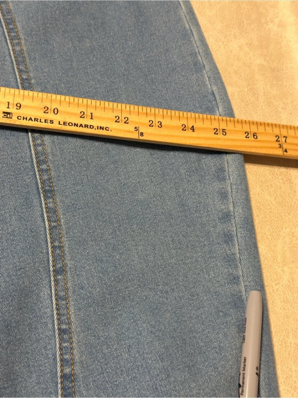 Cider Wide Flare Leg Women's Button Fly Light Wash Jeans. Women’s Size 3XL Short